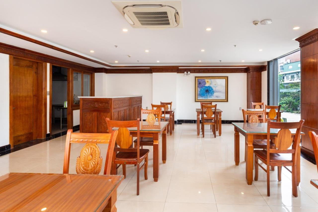 Silk Hong Ha Airport Khách sạn TP. Hồ Chí Minh