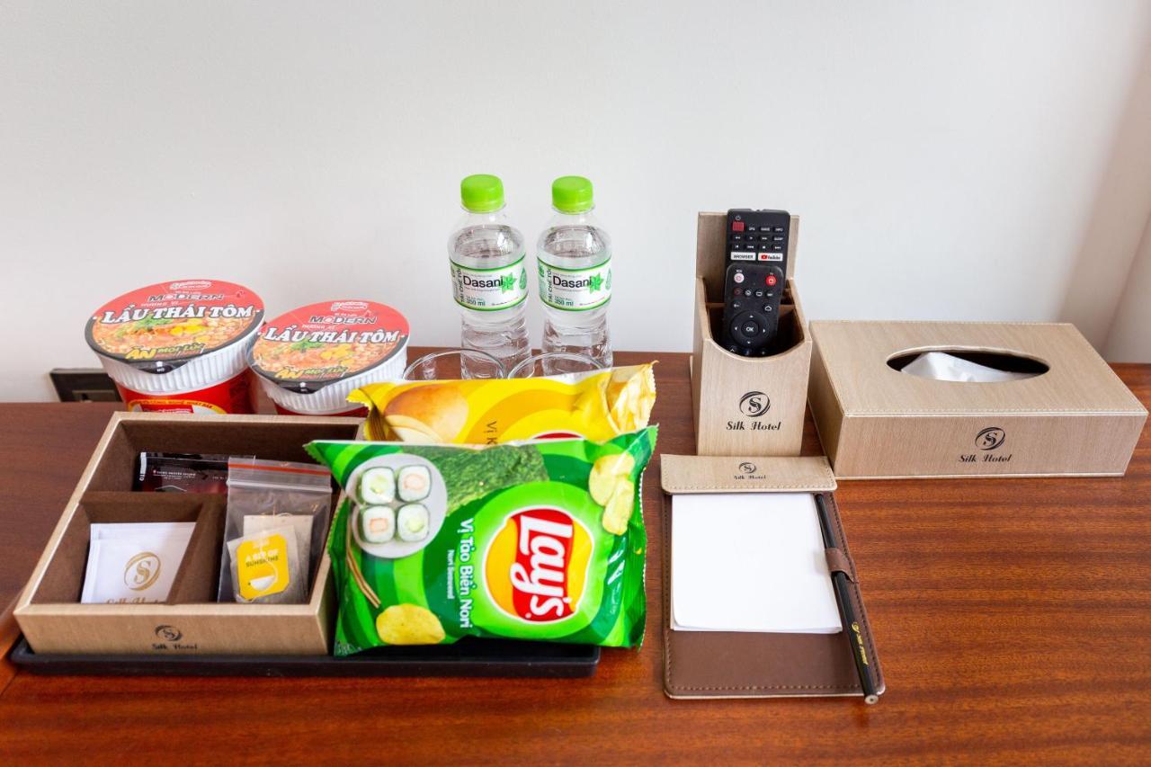 Silk Hong Ha Airport Khách sạn TP. Hồ Chí Minh