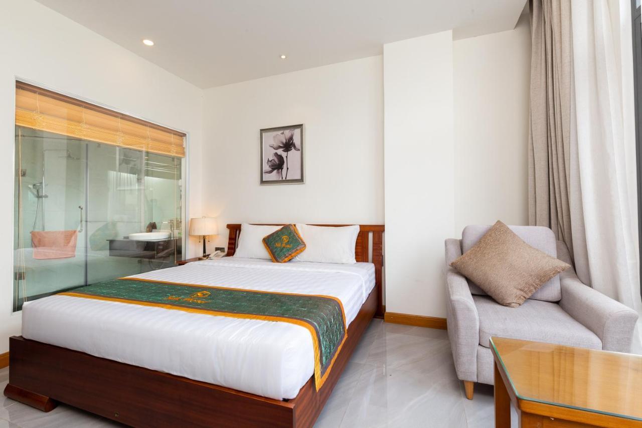 Khách sạn Silk Hong Ha Airport 3*
